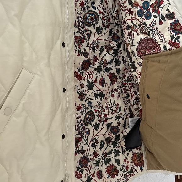 Burton Puffer Jacket - Picture 9 of 15